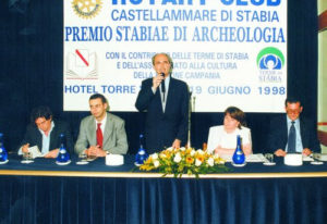 1997-98: Il Presidente Salvatore Iovieno al Premio Stabiae di Archeologia